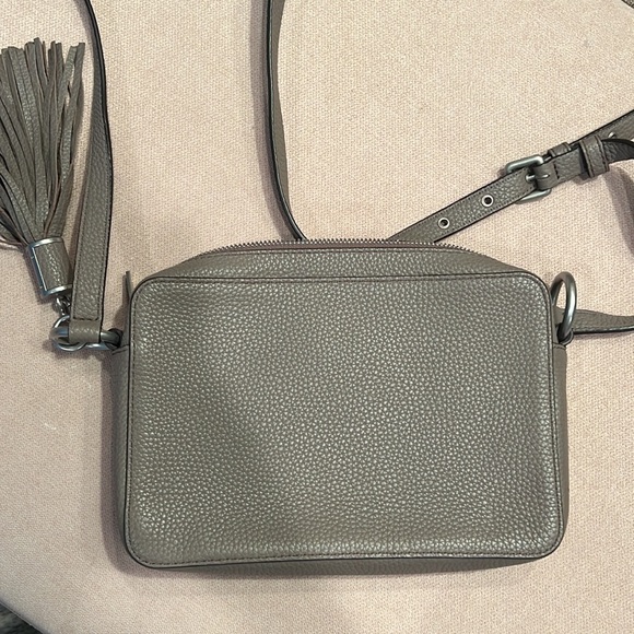 Michael Kors Purse - Picture 4 of 4